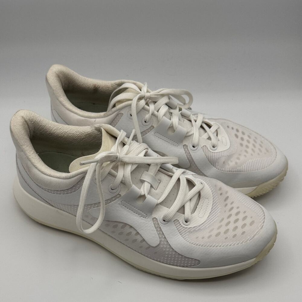 Lululemon Sneakers - Women's 10